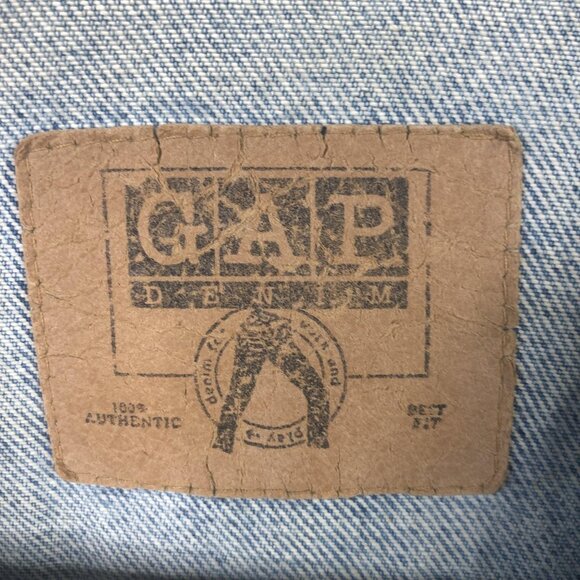 Vintage GAP Denim Jacket Mens Extra Large Blue Light Wash Trucker Classic 90s - Picture 3 of 16